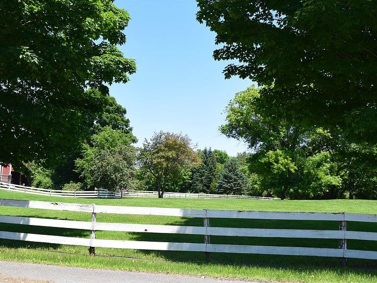 4615 US Route 5 photo 3