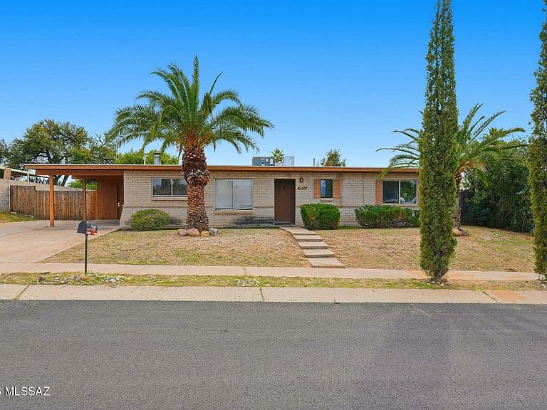 9552 E Irene St photo 1