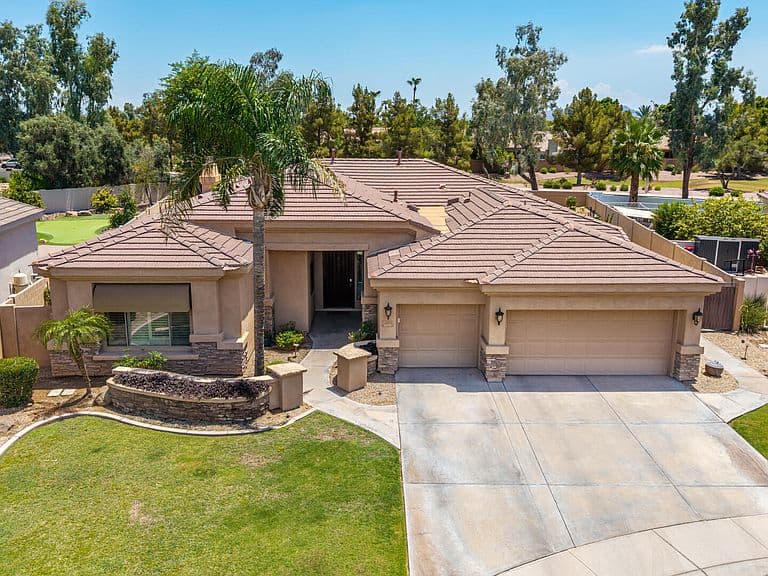 4611 S AMBROSIA Court photo 2