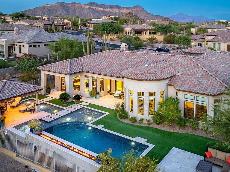 8856 E ROSEDALE Circle photo 2