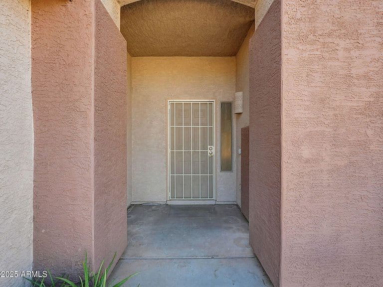 11135 E Catalina Ave photo 3