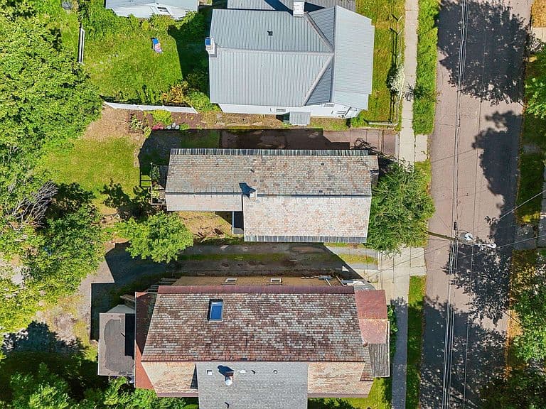 76 Spruce Street photo 5