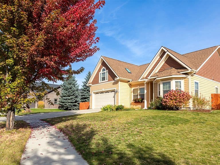 155 Kara Dr photo 1