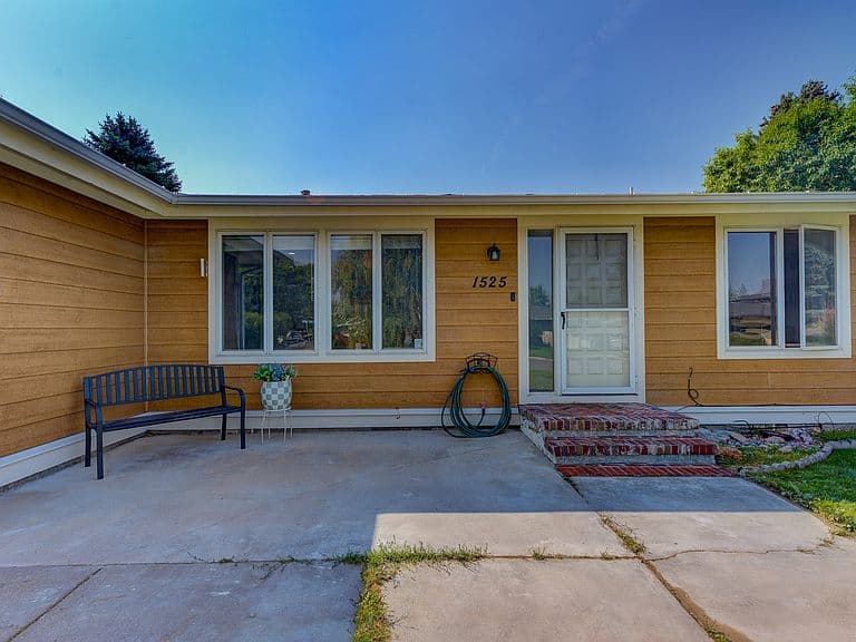 1525 Bighorn Rd photo 3