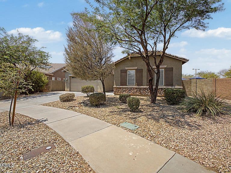 24154 N 165TH Drive photo 3