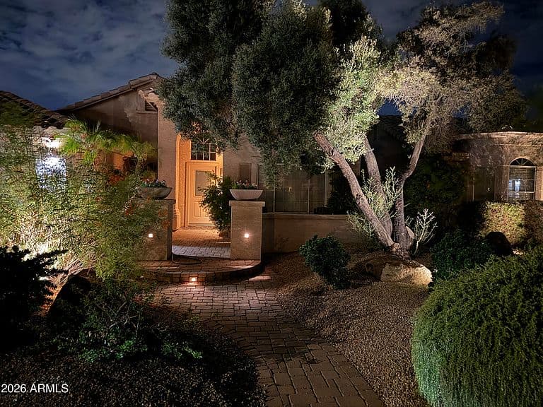 18234 N 85TH Drive photo 2
