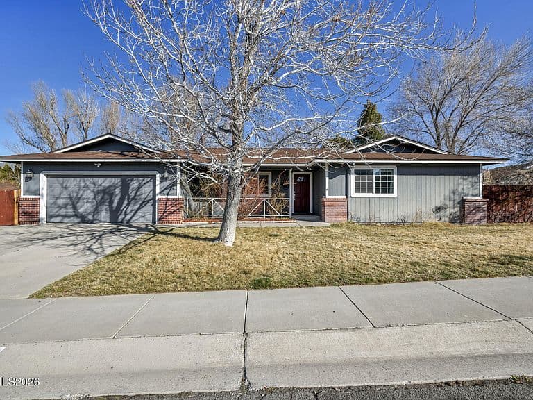 974 Adobe Dr photo 1