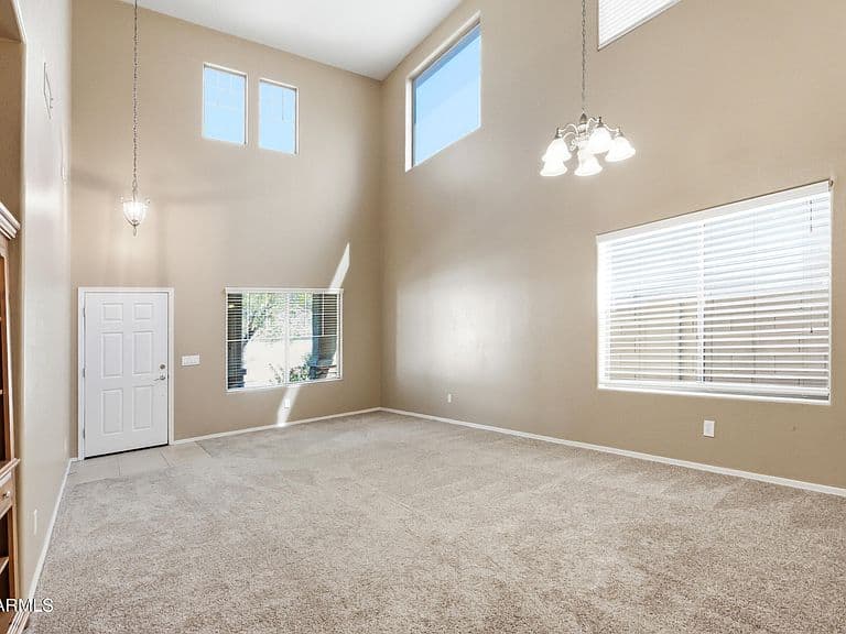 2346 N MONTICELLO Drive photo 4