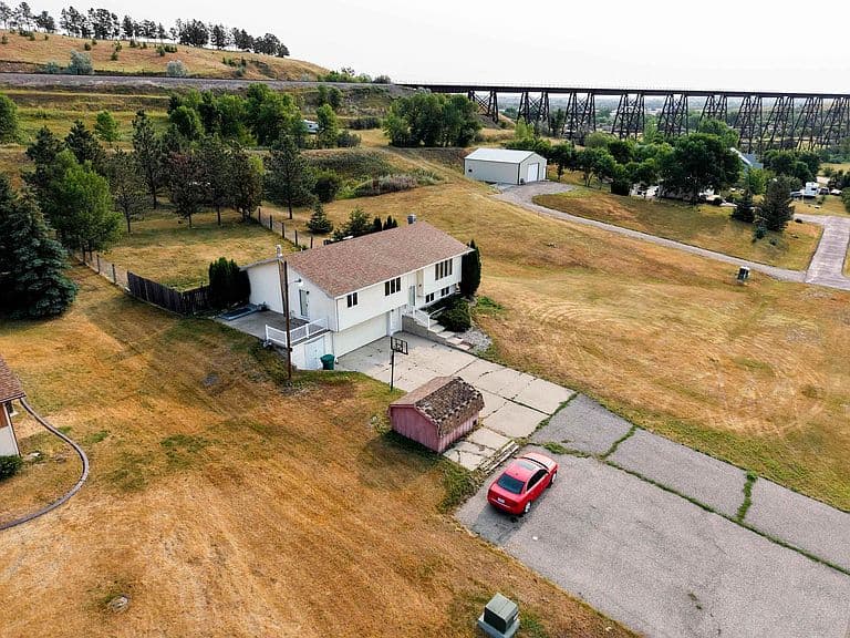 6500 County Road 12 W photo 2