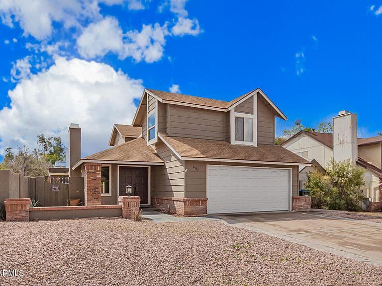6533 E BEVERLY Lane photo 4