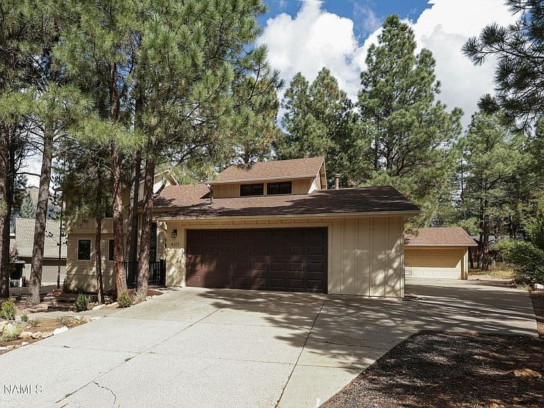 4317 E Burning Tree Loop photo 1