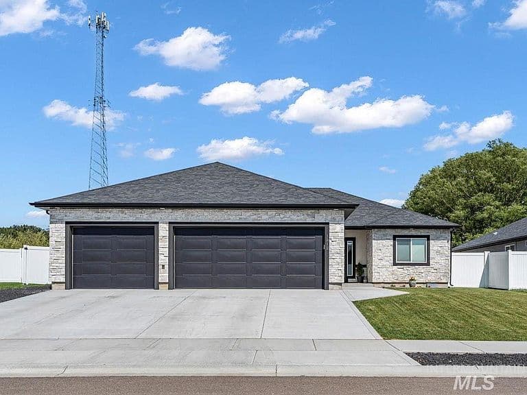 1512 Bird Farm Dr photo 4