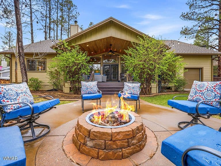 490 Osprey Ct photo 4