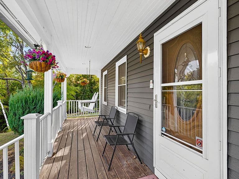 52 Abbie Drive photo 4