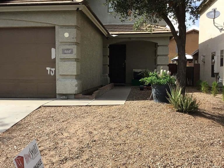 660 W Desert Blossom Dr photo 2