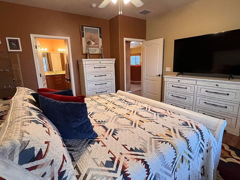 552 W Royal Troon Pl photo 4