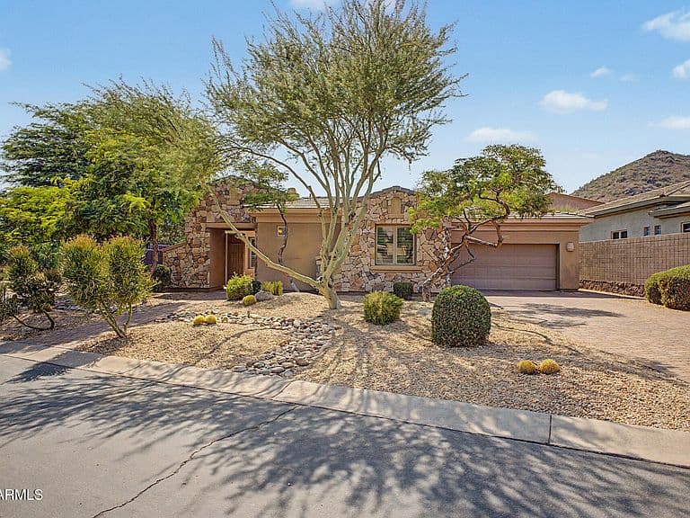 12560 N 146TH Way photo 3