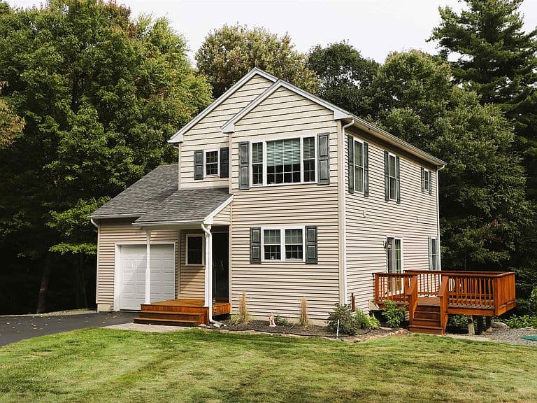 37 Poplar Lane photo 1