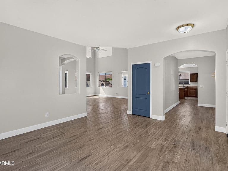 13623 W BANFF Lane photo 3