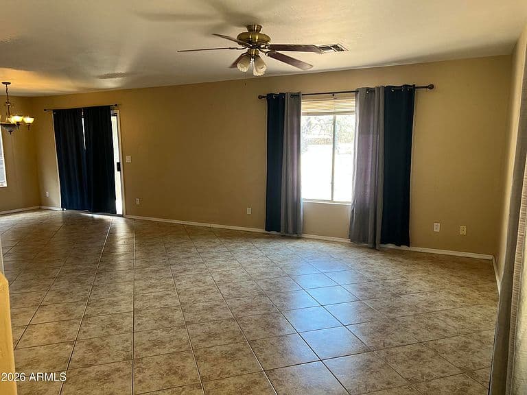 11117 E ABILENE Avenue photo 4
