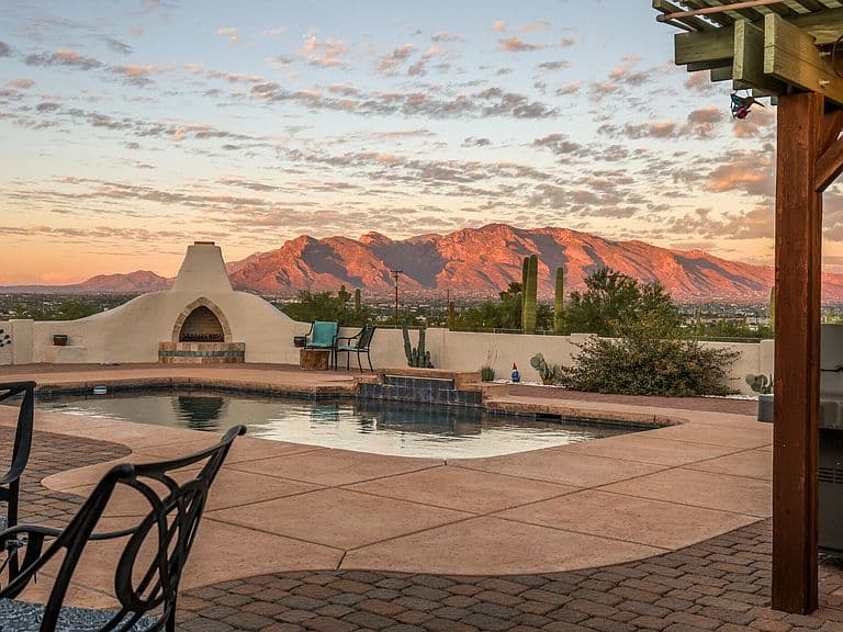 4520 N Calle Cadenza photo 1