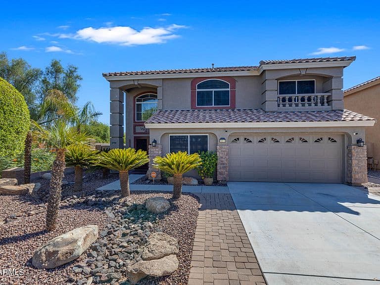 15709 W VENTURA Street photo 2