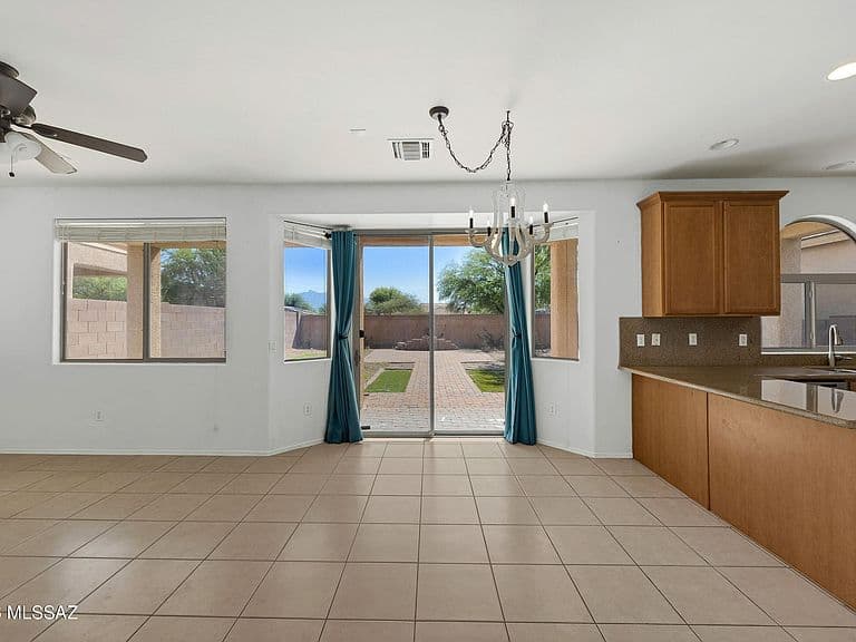 10647 S Miramar Canyon Pass photo 5