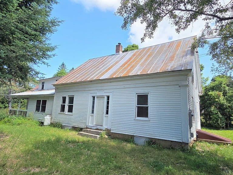 76 Harveys Hollow Road photo 1