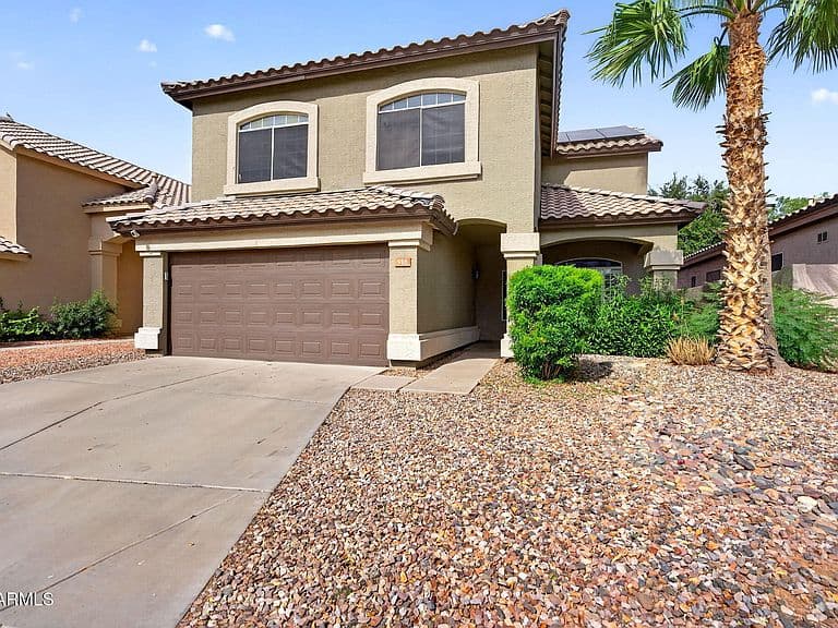 918 N BRADLEY Drive photo 2