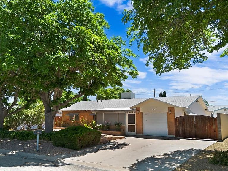 1732 Pacific Ave photo 4