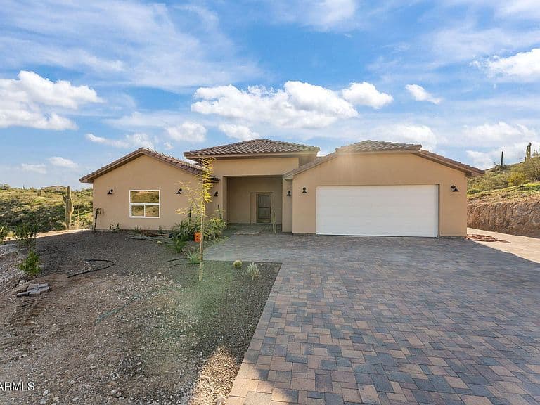 55 E Mosey Way photo 1