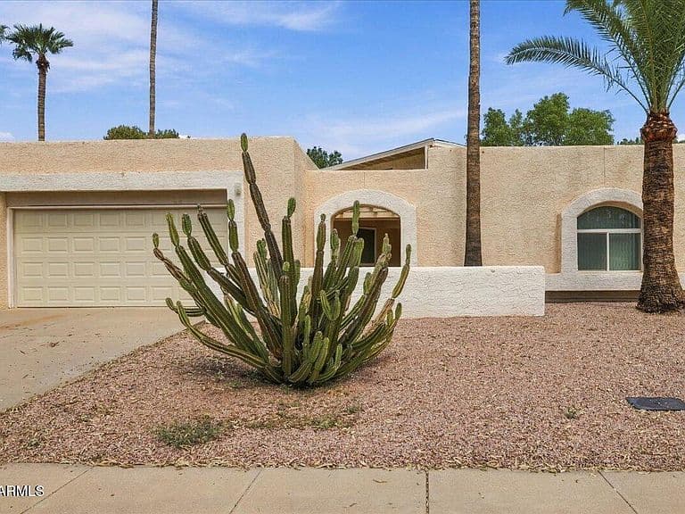 7764 E ROSE Lane photo 2