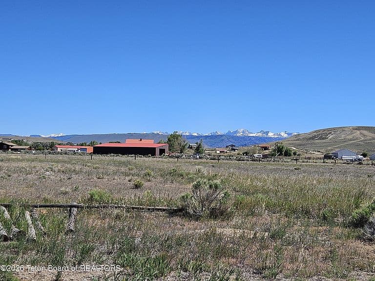 22 Gary Ln photo 3