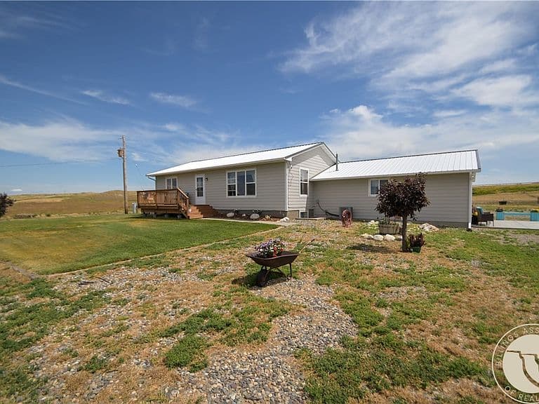 1841 Road 8 photo 3