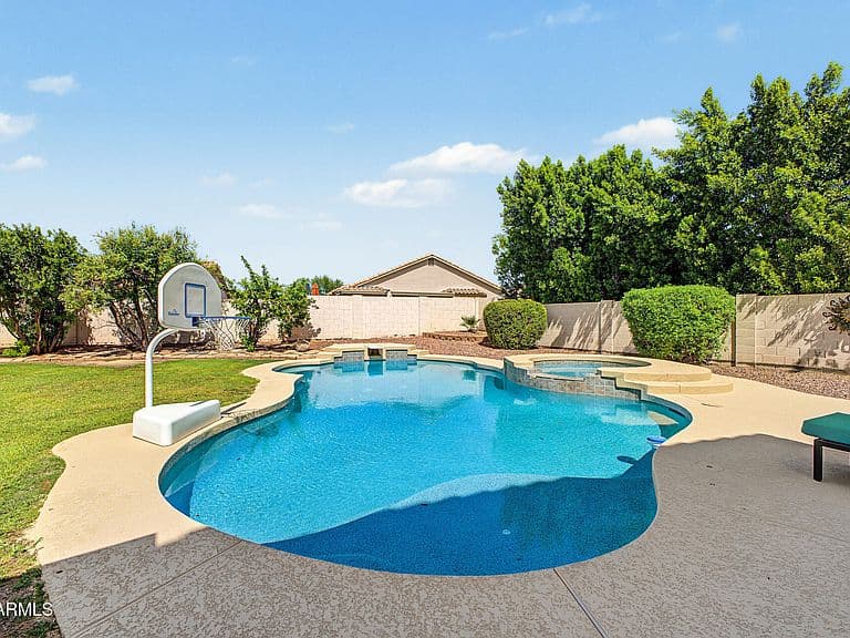 7220 W LOS GATOS Drive photo 3