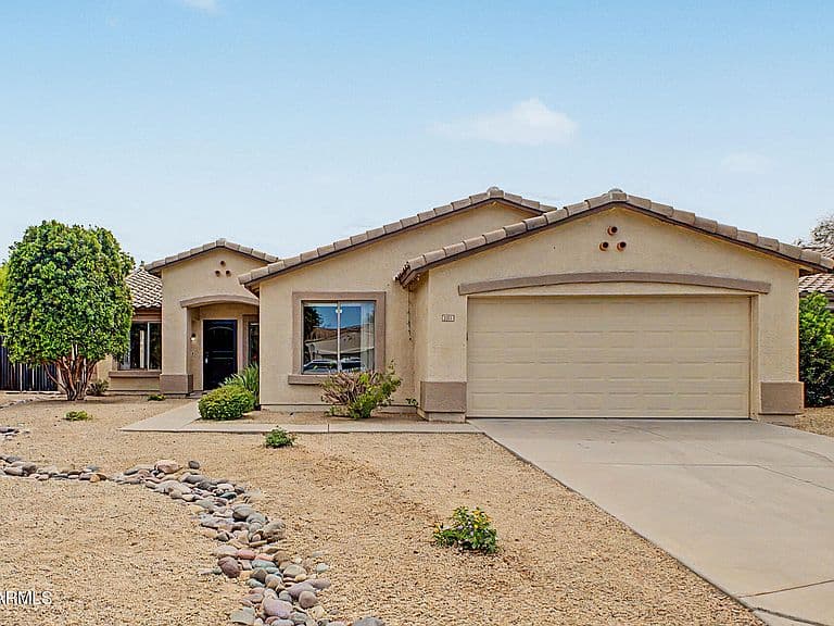 2511 E TOLEDO Court photo 1