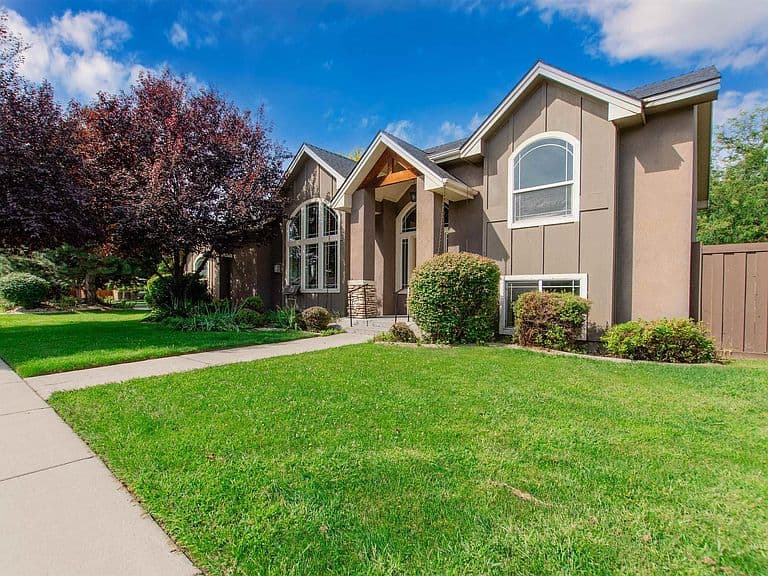 5949 Moose Creek Way photo 2