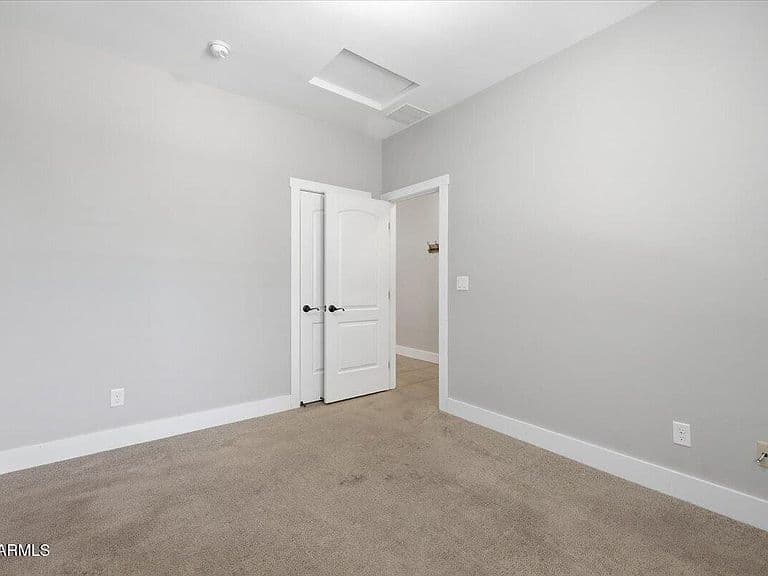 2939 S Pepita Drive photo 5