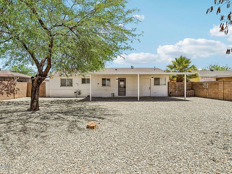 10258 N 18TH Avenue photo 5