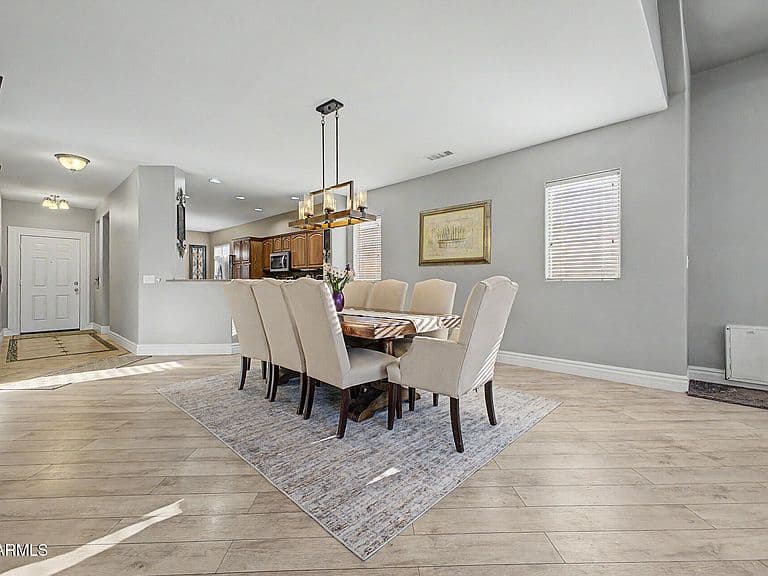 17082 W NORTHAMPTON Road photo 4