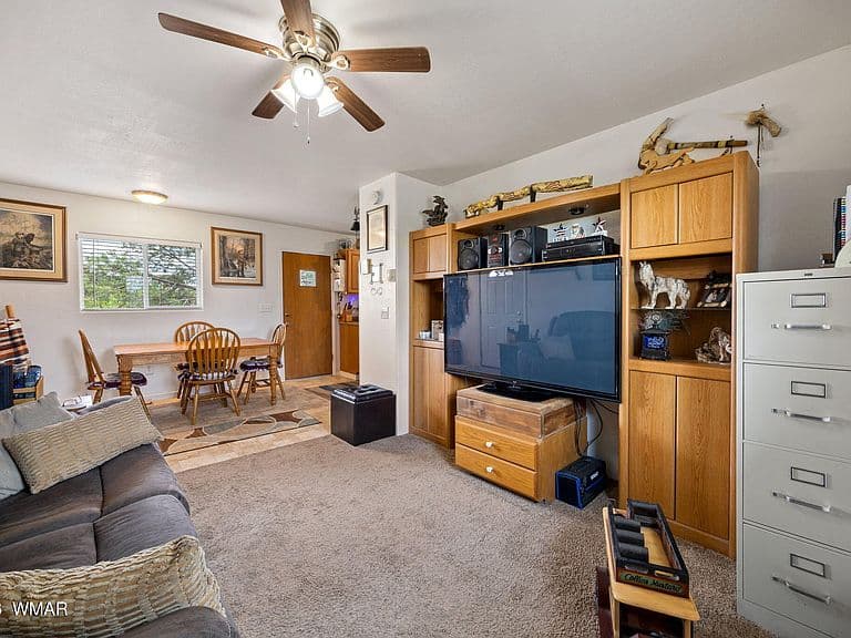 8446 Pinon Dr photo 2