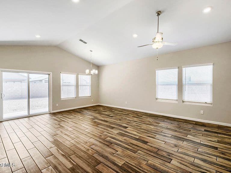 36909 W NINA Street photo 5