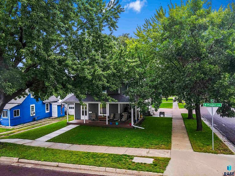 100 W Prospect Ave photo 4