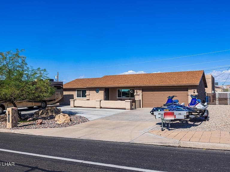 2961 Palo Verde Blvd S photo 1