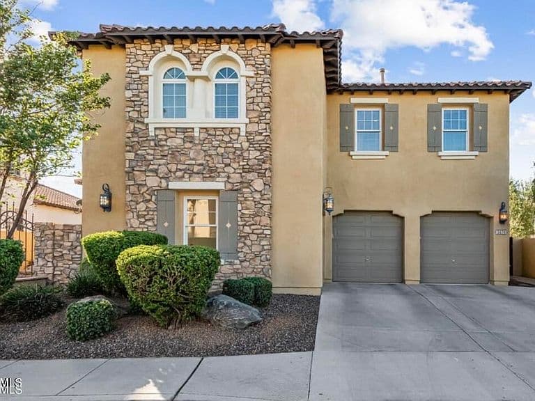 3476 S VALERIE Drive photo 1