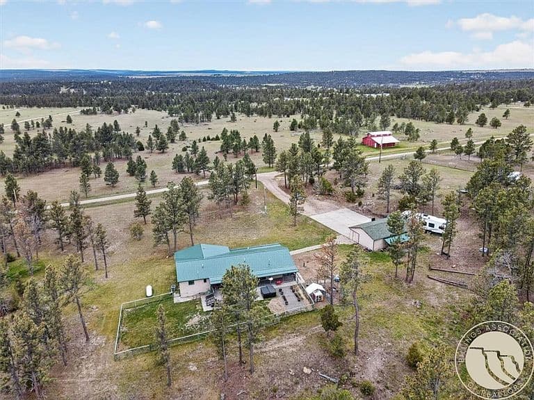 123 Quail Dr photo 4