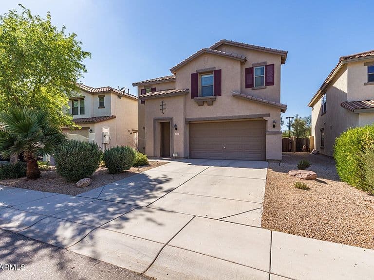 788 E COWBOY COVE Trail photo 1