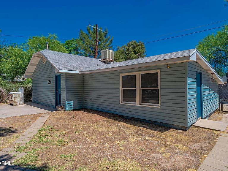 247 S MESQUITE Street photo 2