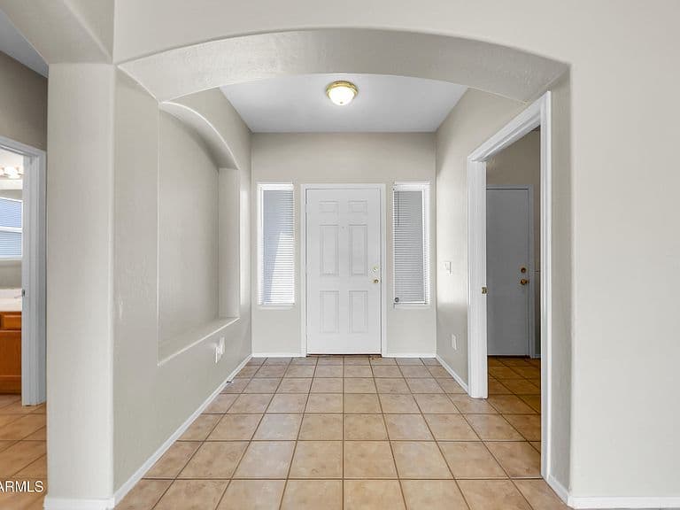1708 S 79TH Glen photo 3