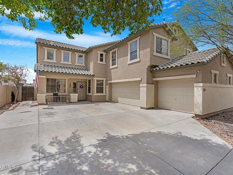 13633 W LISBON Lane photo 2